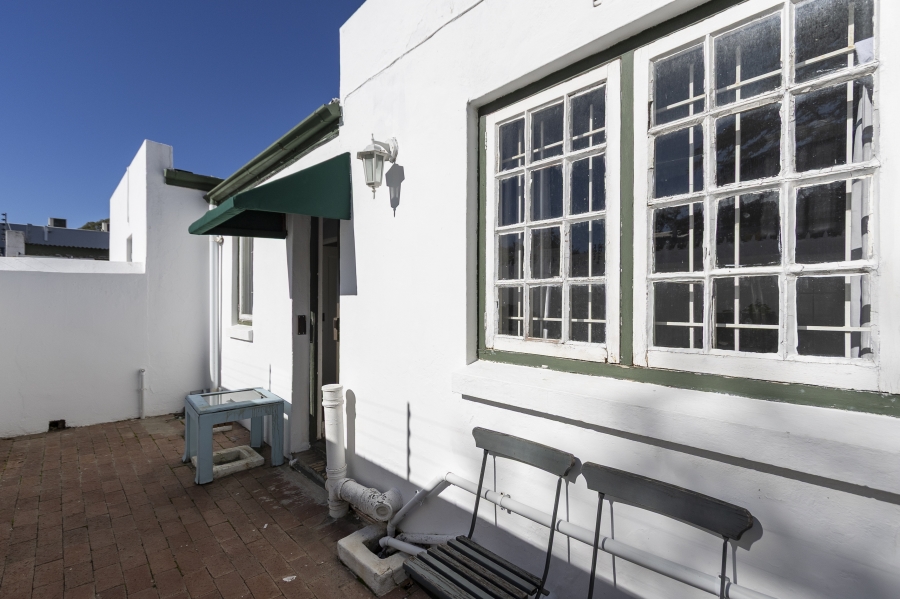 4 Bedroom Property for Sale in Stellenbosch Central Western Cape